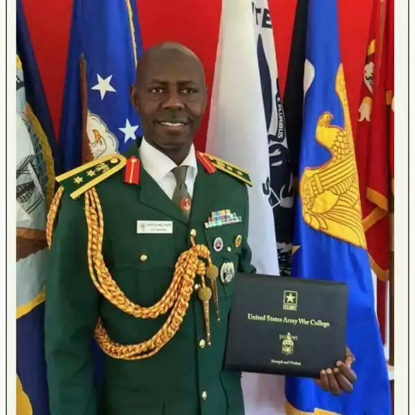 Nigerian Soldier Graduates With Distinction At U.S. Army War College